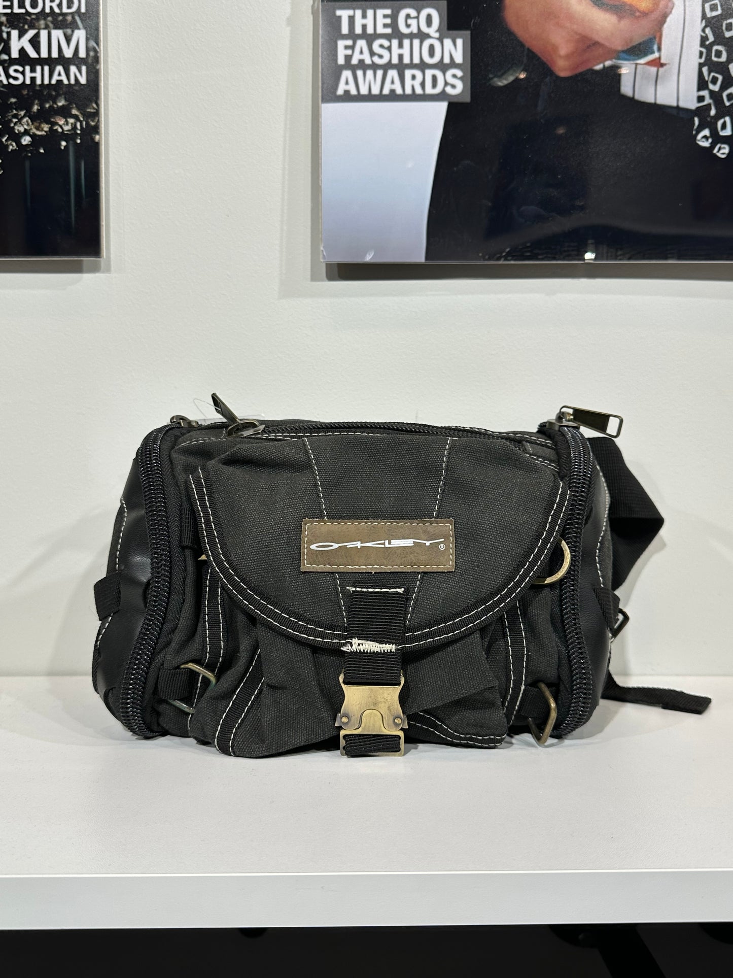 Oakley Dead Stock Cargo-Style Bag