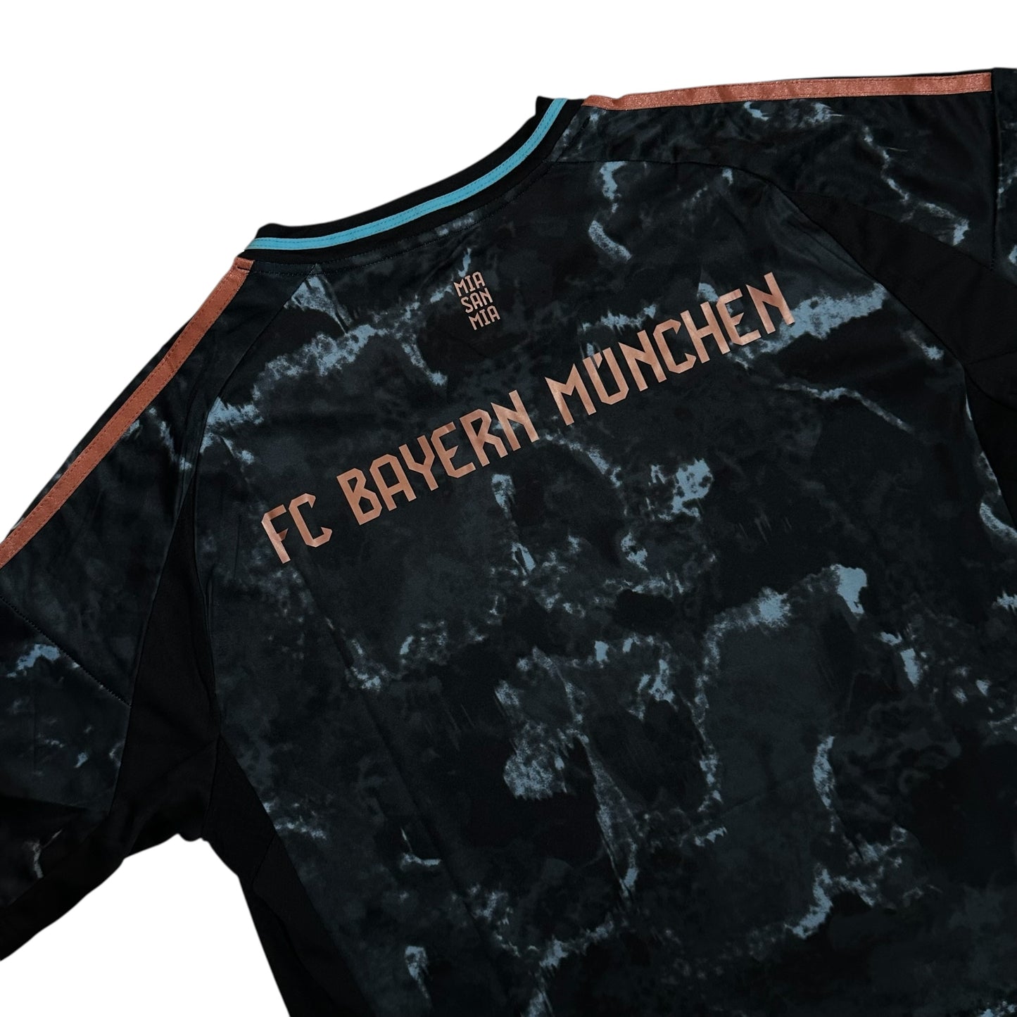 Adidas FC BAYERN MUNCHEN Football Jersey