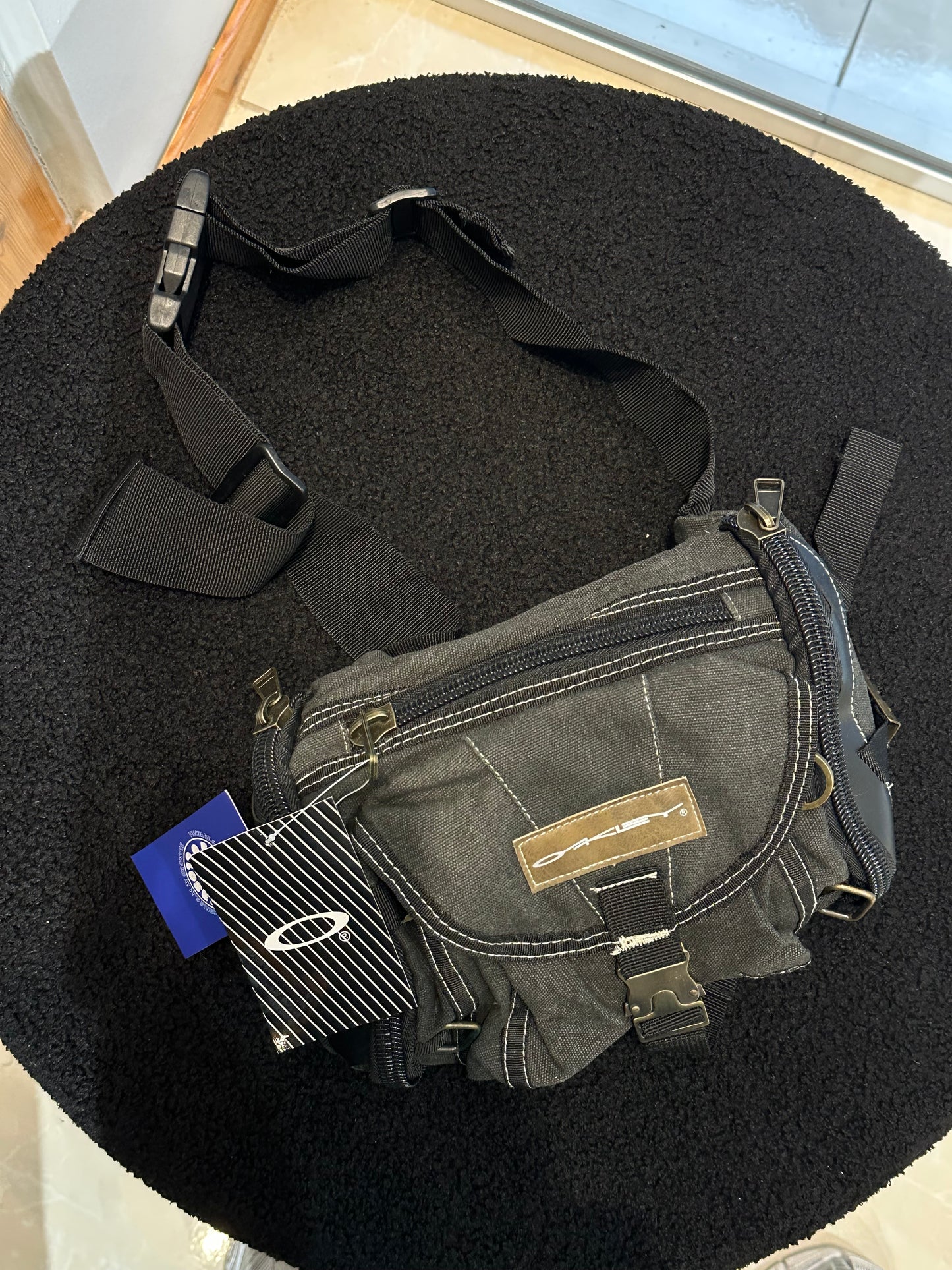 Oakley Dead Stock Cargo-Style Bag