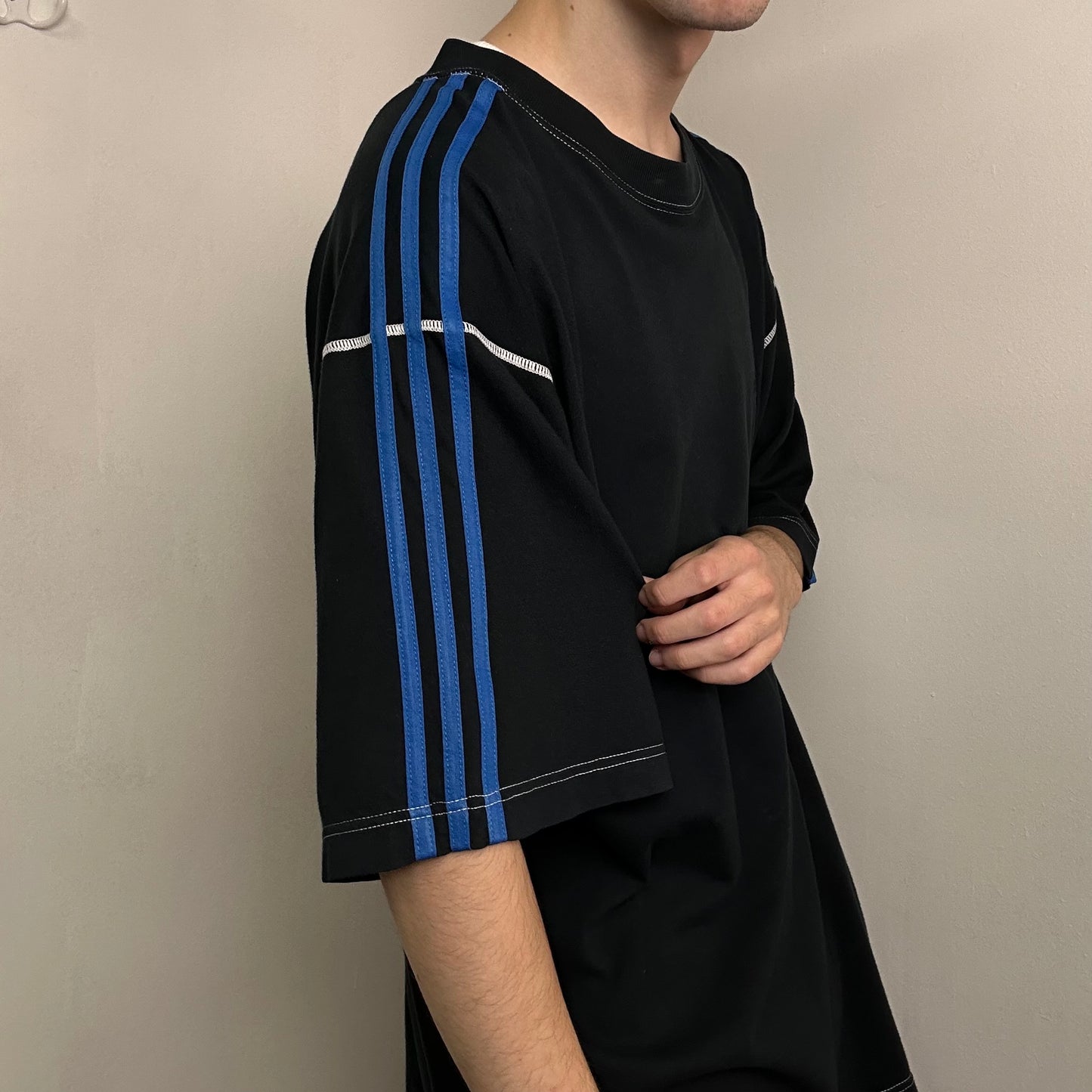 00s Adidas Baggy Tee