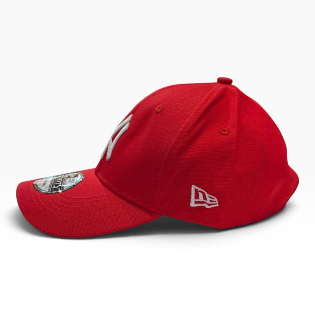 New Era New York Yankees 9FORTY Adjustable Cap – Red